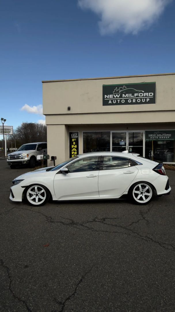 honda civic hatchback 2017 SHHFK7G41HU229269 image honda civic hatchback 2017 SHHFK7G41HU229269 image